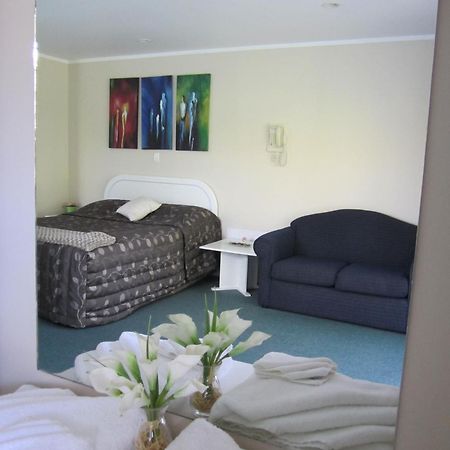Camellia Court Motel Lower Hutt Δωμάτιο φωτογραφία
