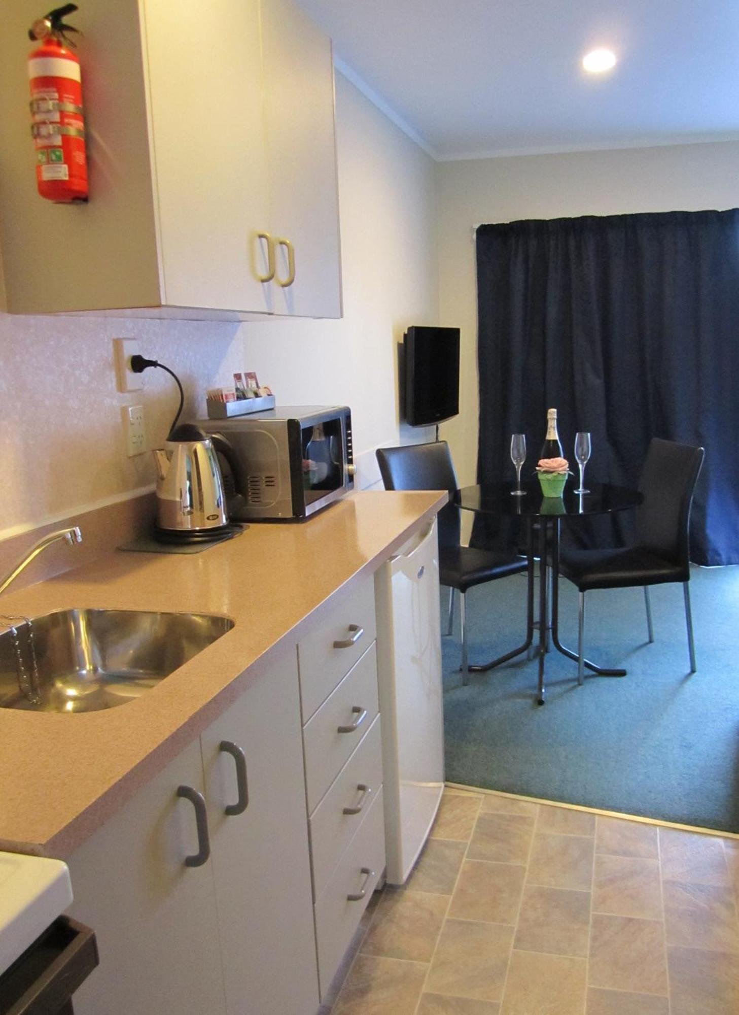 Camellia Court Motel Lower Hutt Δωμάτιο φωτογραφία