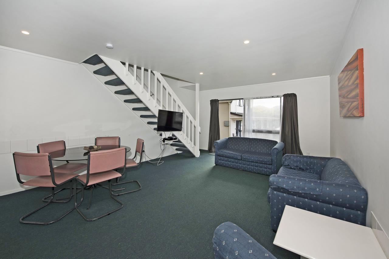 Camellia Court Motel Lower Hutt Εξωτερικό φωτογραφία