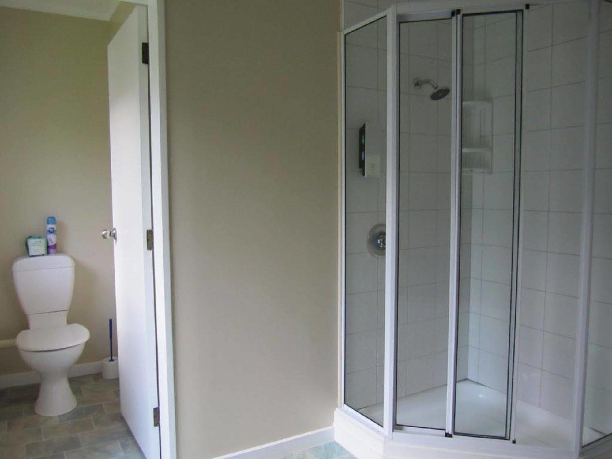 Camellia Court Motel Lower Hutt Εξωτερικό φωτογραφία
