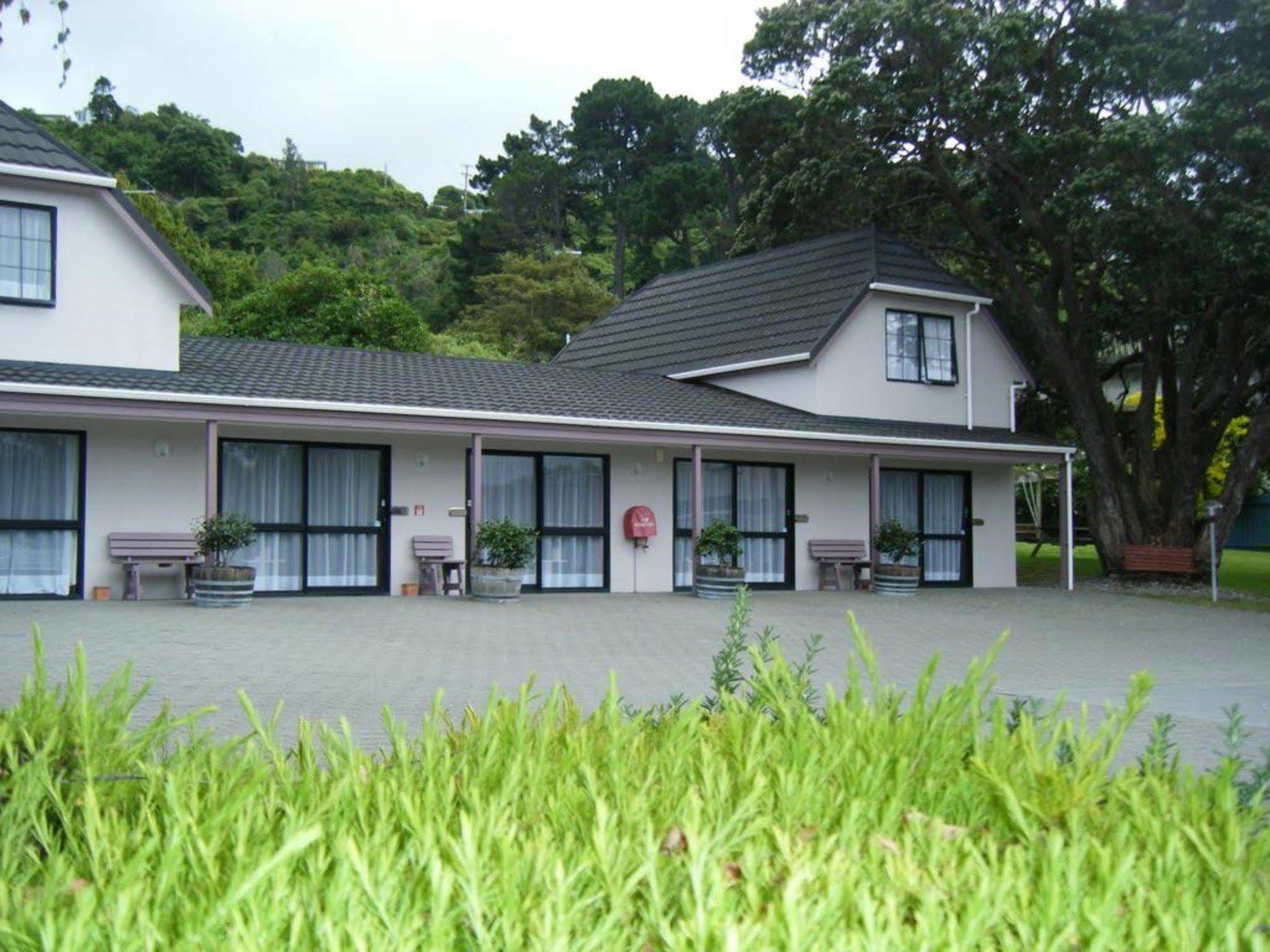 Camellia Court Motel Lower Hutt Εξωτερικό φωτογραφία