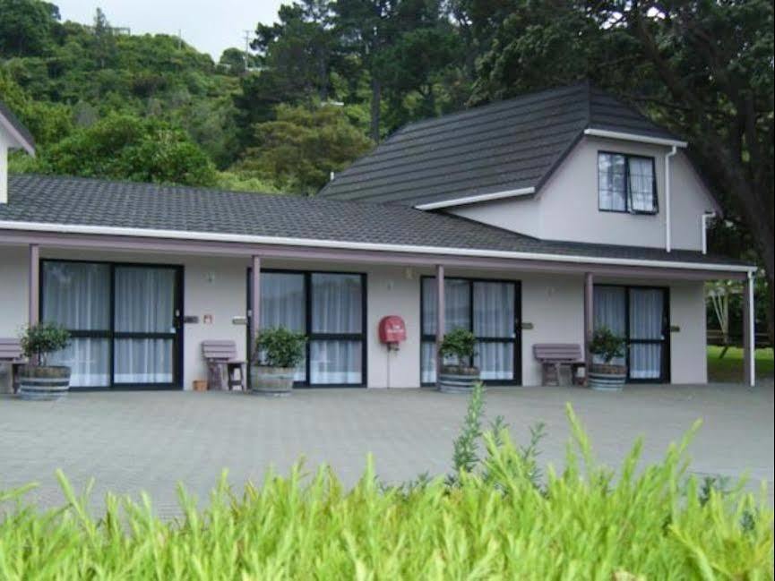Camellia Court Motel Lower Hutt Εξωτερικό φωτογραφία